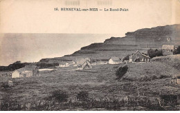BERNEVAL SUR MER - Le Rond Point - Très Bon état - Berneval