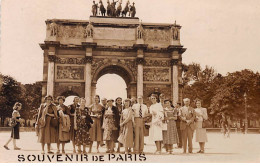 PARIS - Souvenir De Paris - Très Bon état - Otros & Sin Clasificación