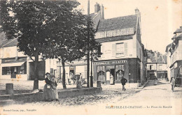 NEAUPHLE LE CHATEAU - La Place Du Marché - Très Bon état - Neauphle Le Chateau