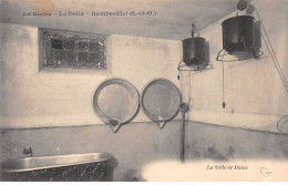 LA RUCHE - Le Patis - RAMBOUILLET - La Salle De Bains - Très Bon état - Rambouillet