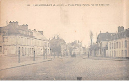 RAMBOUILLET - Place Félix Faure - Rue De L'Alliance - état - Rambouillet