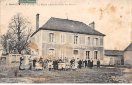 MAISON ROUGE - La Mairie Et L'Ecole - Sortie Des Elèves - état - Sonstige & Ohne Zuordnung