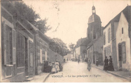 VINNEUF - La Rue Principale Et L'Eglise - état - Autres & Non Classés