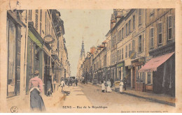 SENS - Rue De La République - Très Bon état - Sens