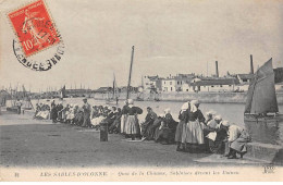 LES SABLES D'OLONNE - Quai De La Chaume - Sablaises Devant Les Usines - Très Bon état - Sables D'Olonne