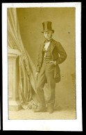 Disdéri Circa 1873/85 Photographie Albuminée - Homme Au Chapeau Haut De Forme  -  CDV18B - Anciennes (Av. 1900)