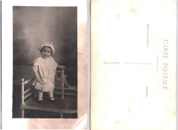 Carte Photo - Fillette Posant - Photos