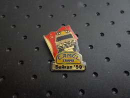 Pin's Camel Trophy Russie 90 - Rallye