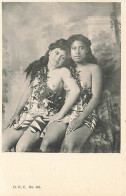 Tahiti - Deux Jeunes Femmes Tahitiennes Nues - Tahiti