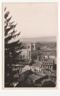 38 . Bourgoin . Vue Générale Et La Cathédrale - Bourgoin