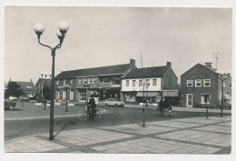 27- Prentbriefkaart Wemeldinge 1977 - Dorpsplein - Sonstige & Ohne Zuordnung