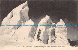 R127068 Chamonix. Pyramides De Glace Sur La Route Du Mont Blanc. J. J. No 6131 - Monde
