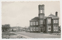 29- Prentbriefkaart IJmuiden - Visserijschool - IJmuiden