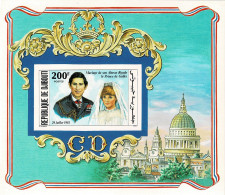 DJIBOUTI 1981 Mi BL 40B ROYAL WEDDING OF PRINCE CHARLES AND LADY DIANA SPENCER MINT IMPERFORATED MINIATURE SHEET ** - Royalties, Royals