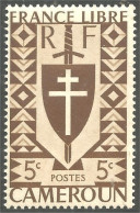 XW01-2744 Cameroun France Libre Épée Sword Blason Bouclier Shield Croix Cross MNH ** Neuf SC - Neufs
