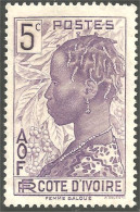 XW01-2660 Cote Ivoire 5c Femme Baoulé Woman Hairdress Coiffure Sans Gomme - Costumes