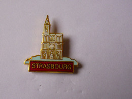 Pin S VILLE DE STRASBOURG  NEUF - Steden