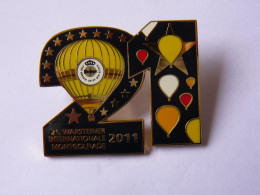 BIG Pin S MONGOLFIERE  WARSTEINER  MONTGOLFIADE NEUF - Airships