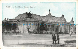 R127120 Paris. Le Grand Palais. Champs Elysees - World