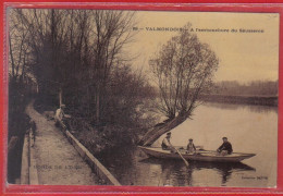 Carte Postale 95. Valmondois  Canotage à L'embouchure Du Sausseron  Très Beau Plan - Valmondois