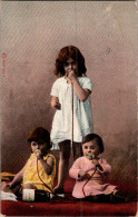 Carte -   Enfants  ,  Biberon En Bouteille    AQ753 - Portraits