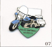 Pin’s Moto - Police Suisse / Police Cantonale Vaudoise Avec Harley Davidson. Est. Apec. EGF. T1008-07 - Motorräder