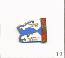 Pin’s Jumelage Commune / Jumelage Landivisio (29) Avec Bideford (Devon GB) 1991-92. Est. Art Concept. EGF. T1008-12 - Villes