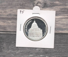 Médaille Souvenirs&Patrimoine : Les Invalides (couleur Argent) - Autres & Non Classés