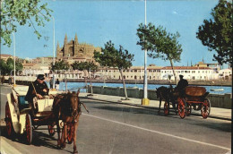 72457138 Palma De Mallorca Kutschen An Der Promenade Palma - Sonstige & Ohne Zuordnung