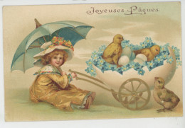 ENFANTS - LITTLE GIRL - MAEDCHEN - Jolie Carte Fantaisie Gaufrée Fillette Poussins Myosotis "Joyeuses Pâques" (embossed - Easter