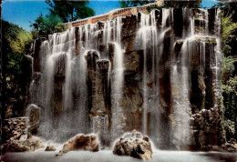 NICE    ( ALPES MARITIMES )   LA CASCADE DU CHATEAU - Squares