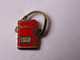 Pins MARQUE WALKMAN SONY - Trademarks