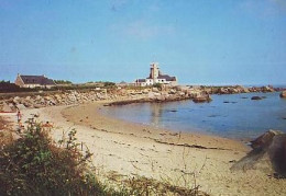 Brignogan   G44   CPM 10X15      La Plage Et Le Sémaphore De Pontusval - Brignogan-Plage