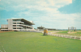 Postcard - Doncaster Racecourse - Card No.pt19684 - Posted 8th Sept 1973 - Good+ - Zonder Classificatie