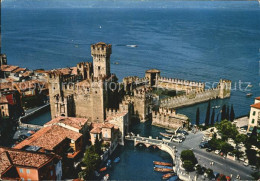 72451389 Sirmione Lago Di Garda Castello Scaligero Veduta Aerea Sirmione Lago Di - Sonstige & Ohne Zuordnung