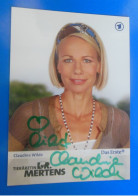 AUTOGRAPHE DE CLAUDINE WILDE SUR CARTE POSTALE - Schauspieler Und Komiker