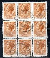 ITALIA REPUBBLICA ITALY REPUBLIC 1968 - 1976 SIRACUSANA TURRITA STELLE STARS LIRE 30 BLOCCO USATO BLOCK USED OBLITERE' - 1961-70: Usados