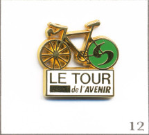 Pin’s Sport - Cyclisme / “Le Tour De L’Avenir“ - Roue Verte. Estampillé Starpin’s. Zamac. T1012-12 - Wielrennen