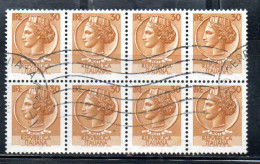 ITALIA REPUBBLICA ITALY REPUBLIC 1968 - 1976 SIRACUSANA TURRITA STELLE STARS LIRE 30 BLOCCO USATO BLOCK USED OBLITERE' - 1961-70: Usados