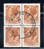 ITALIA REPUBBLICA ITALY REPUBLIC 1968 - 1976 SIRACUSANA TURRITA STELLE STARS LIRE 30 QUARTINA USATA BLOCK USED OBLITERE' - 1961-70: Usati