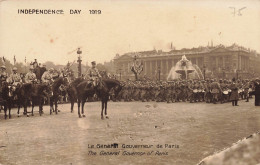 CPA Le Général Gouverneur De Paris-Indépendance Day    L2935 - Otros Monumentos