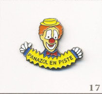 Pin’s Spectacle Et Evènementiel - Cirque / Panazol (87) En Piste Avec Clown. Non Est. Métal Peint. T1013-17 - Otros & Sin Clasificación