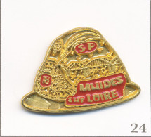 Pin’s Pompier - SP De La Commune De Muides Sur Loire (41). Non Est. Métal Peint. T1013-24 - Firemen