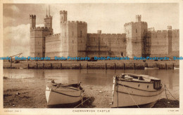 R127486 Caernarvon Castle. Tuck - Monde