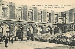 59 - Lille - La Mairie Incendiée - Cour Intérieure - Animée - Carte Neuve - CPA - Voir Scans Recto-Verso - Lille