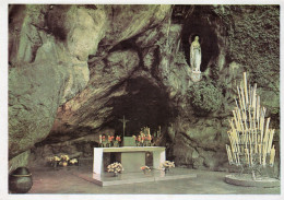 - 65 - LOURDES. - La Grotte - (Tableau D'Honneur, Voir Scan Du Dos) Format: 16 X11 Cm - - Lourdes