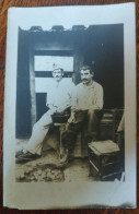 CPA Carte Photo Soldats Poilus 14/18 Corvée De Patates - Personajes