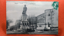 CPA (49)  Angers. Statue Du Roi René. Tramway. (8A.660) - Angers