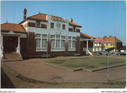 ABOP10-80-0769 - LONGUAU - L'Hôtel De Ville Et La Poste - Longueau