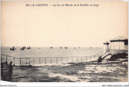 ABOP4-80-0348 - LE CROTOY - Le Feu De Marée Et La Flottille Au Large - Le Crotoy